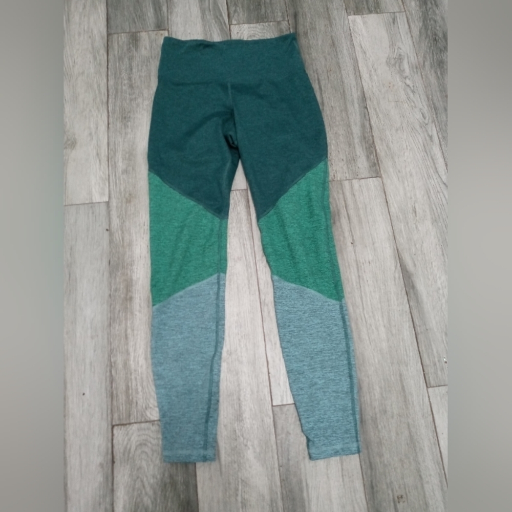 Old Navy Active Go Dry 3 Shades Of Green Athletic Yoga Leggings Medium
